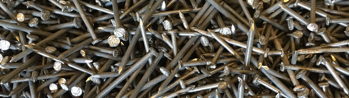 Clavos punta París de acero